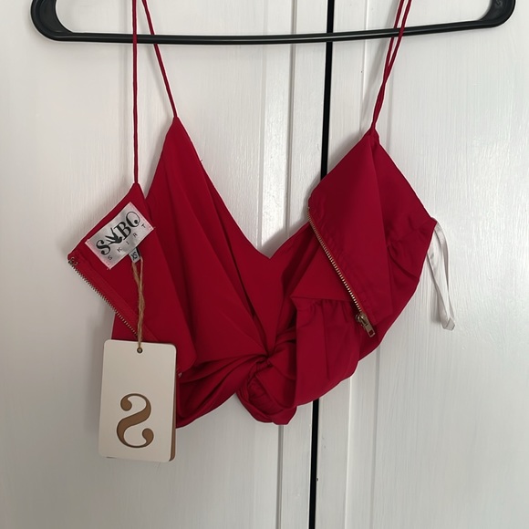 Knotted top never worn perfect for a pencil skirt - Picture 2 of 4